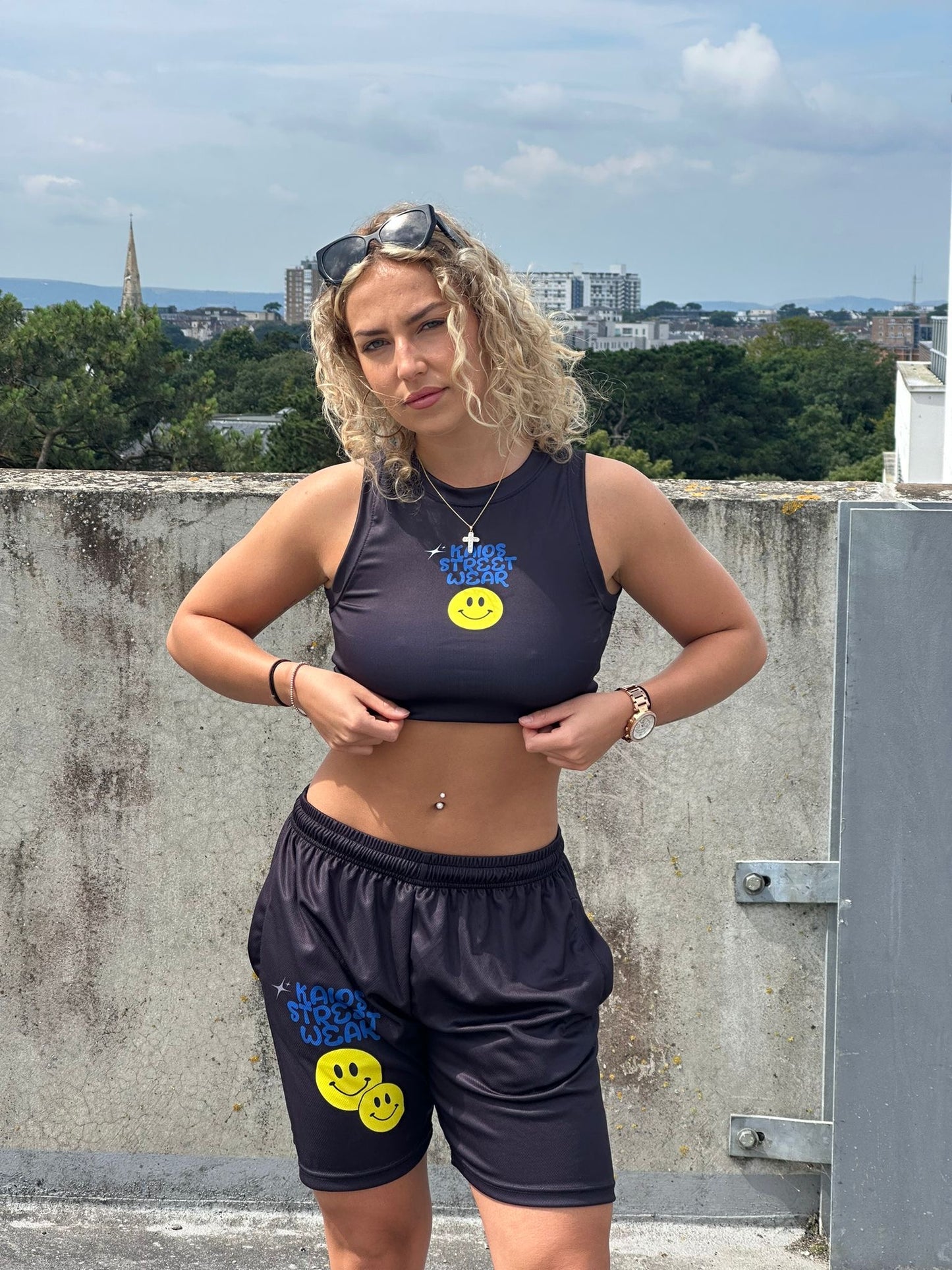 Dual Smiley Graphic Cropped Jersey Tank Top - Black