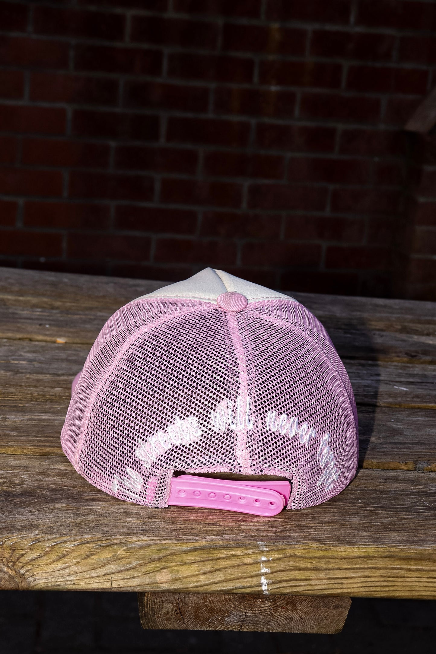 Kaios Streetwear Mesh Trucker Hat - Pink